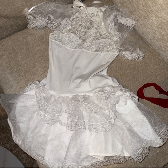 White Lace Dress with Red Belt - Picture 5 of 5